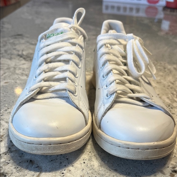 Adidas Stan Smith White Sneakers Size 7.5. - Picture 3 of 8